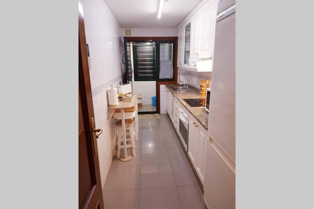 Apartamento Completo Con Parking Privado Y Wifi En San Roque 비고 외부 사진